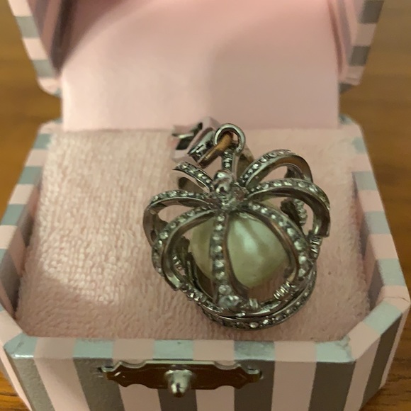 Juicy Couture Silver Crown 👑 Charm - Picture 3 of 5